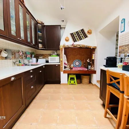 Hillhouse Holiday home